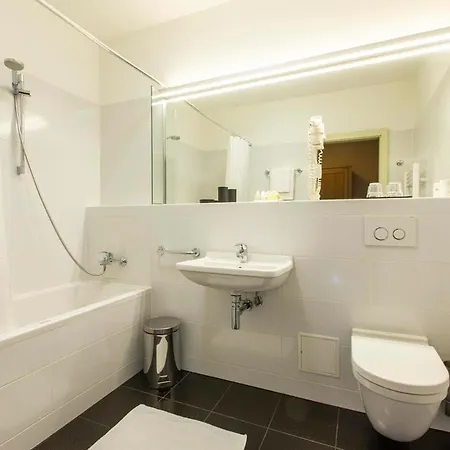Hotel Slamic 4*