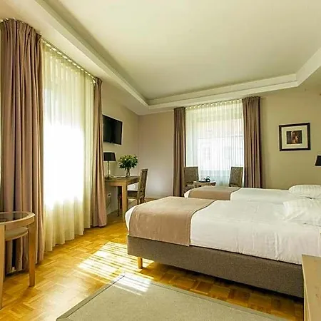 Hotel Slamic